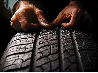Hot Asphalt Champions: A Guide to Choosing and Buying the Best Summer Tires in 2025